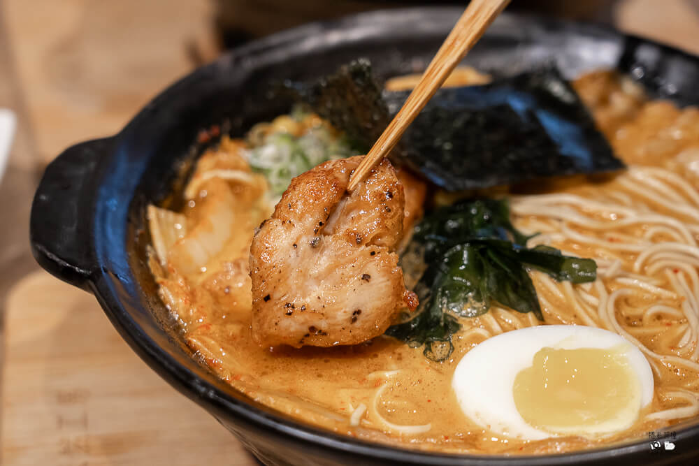 信川屋,信川屋博多豚骨拉麵店,勤美美食,勤美隱藏拉麵,台中信川屋博多豚骨拉麵店,台中拉麵,台中美食,台中隱藏拉麵,台中餐廳 @捲毛阿偉 信川屋,信川屋博多豚骨拉麵店,勤美隱藏拉麵,台中信川屋博多豚骨拉麵店,台中隱藏拉麵,台中拉麵,勤美美食,台中美食,台中餐廳