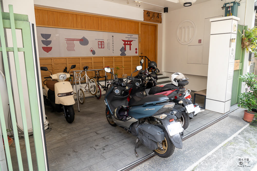 信川屋,信川屋博多豚骨拉麵店,勤美美食,勤美隱藏拉麵,台中信川屋博多豚骨拉麵店,台中拉麵,台中美食,台中隱藏拉麵,台中餐廳 @捲毛阿偉 信川屋,信川屋博多豚骨拉麵店,勤美隱藏拉麵,台中信川屋博多豚骨拉麵店,台中隱藏拉麵,台中拉麵,勤美美食,台中美食,台中餐廳