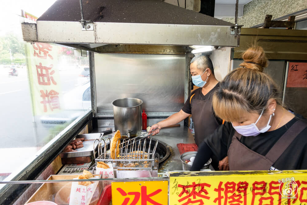 超三代蔥油餅,超三代,台中蔥油餅,台中超三代蔥油餅,台中超三代,台中美食,勤美美食,勤美必吃