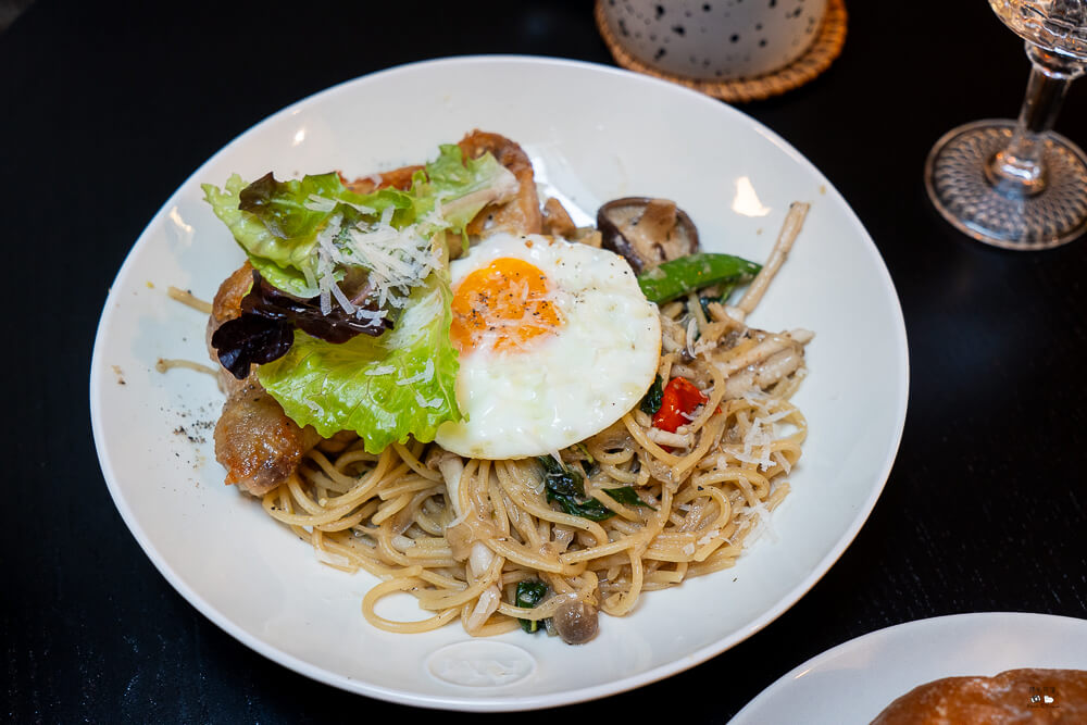 ttk推薦,ttk早午餐,ttk菜單,台中天井咖啡廳,台中東區早午餐,台中老宅餐廳,台中質感下午茶,台中車站早午餐,台中隱藏版美食,鐵鍋舒芙蕾 @捲毛阿偉 ttk早午餐,台中東區早午餐,ttk菜單,台中隱藏版美食,台中老宅餐廳,ttk推薦,台中車站早午餐,台中天井咖啡廳,鐵鍋舒芙蕾,台中質感下午茶