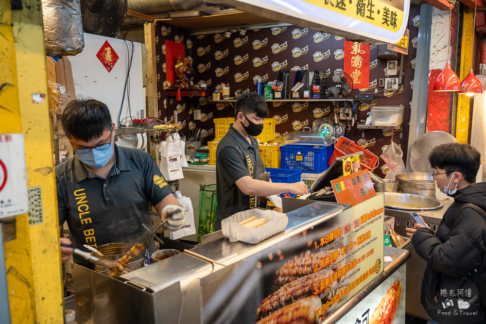 炳叔烤玉米逢甲店,炳叔烤玉米逢甲總店,炳叔烤玉米,台中烤玉米,逢甲烤玉米,逢甲美食,逢甲夜市美食,台中美食