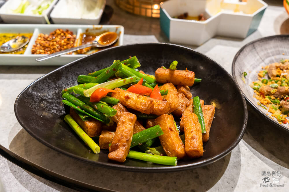 享鴨,享鴨烤鴨王品享鴨,烤鴨推薦,台中烤鴨,享鴨台中店,烤鴨餐廳,台中餐廳,台中美食,台中聚會