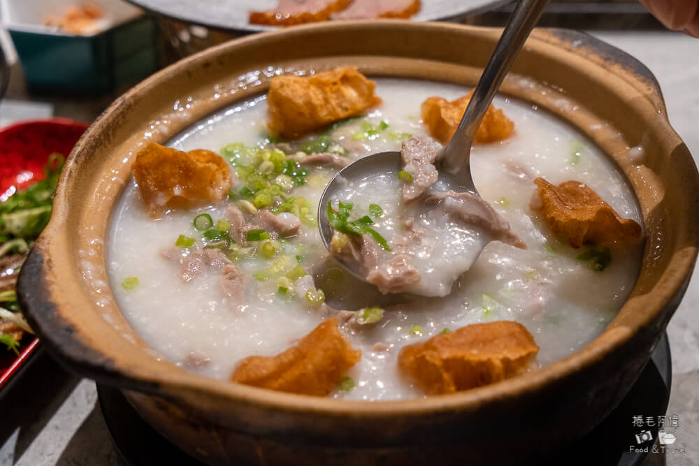 享鴨,享鴨烤鴨王品享鴨,烤鴨推薦,台中烤鴨,享鴨台中店,烤鴨餐廳,台中餐廳,台中美食,台中聚會