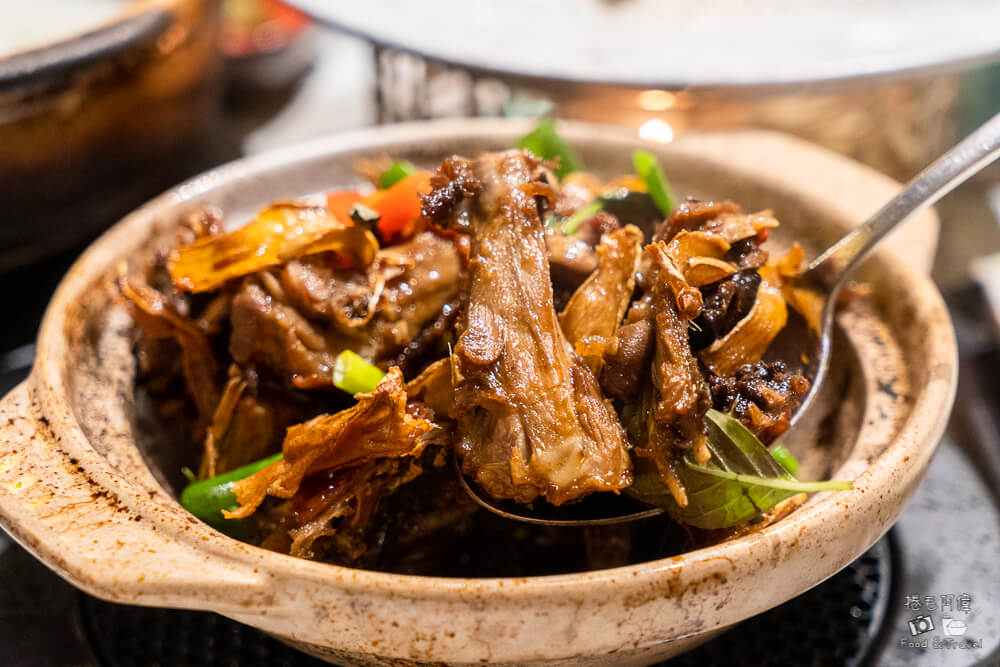 享鴨,享鴨烤鴨王品享鴨,烤鴨推薦,台中烤鴨,享鴨台中店,烤鴨餐廳,台中餐廳,台中美食,台中聚會