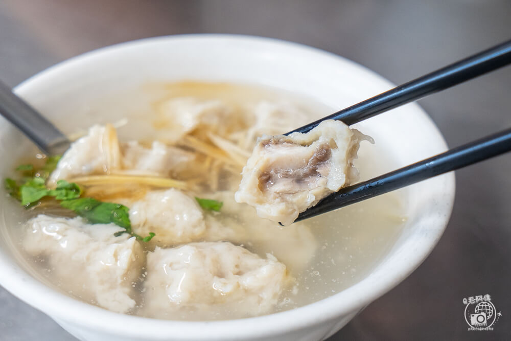 阿鳳浮水魚羹,阿鳳浮水虱目魚羹,台南美食,台南必吃,台南美食推薦,台南小吃,台南必吃美食,台南旅遊