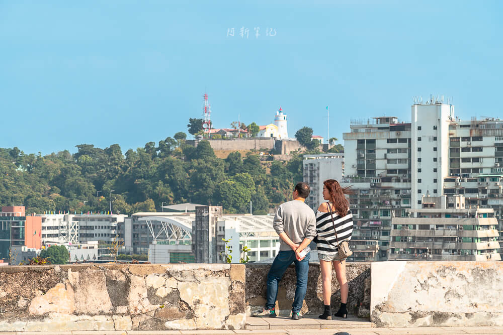 澳門 大炮台 遠眺東望洋燈塔