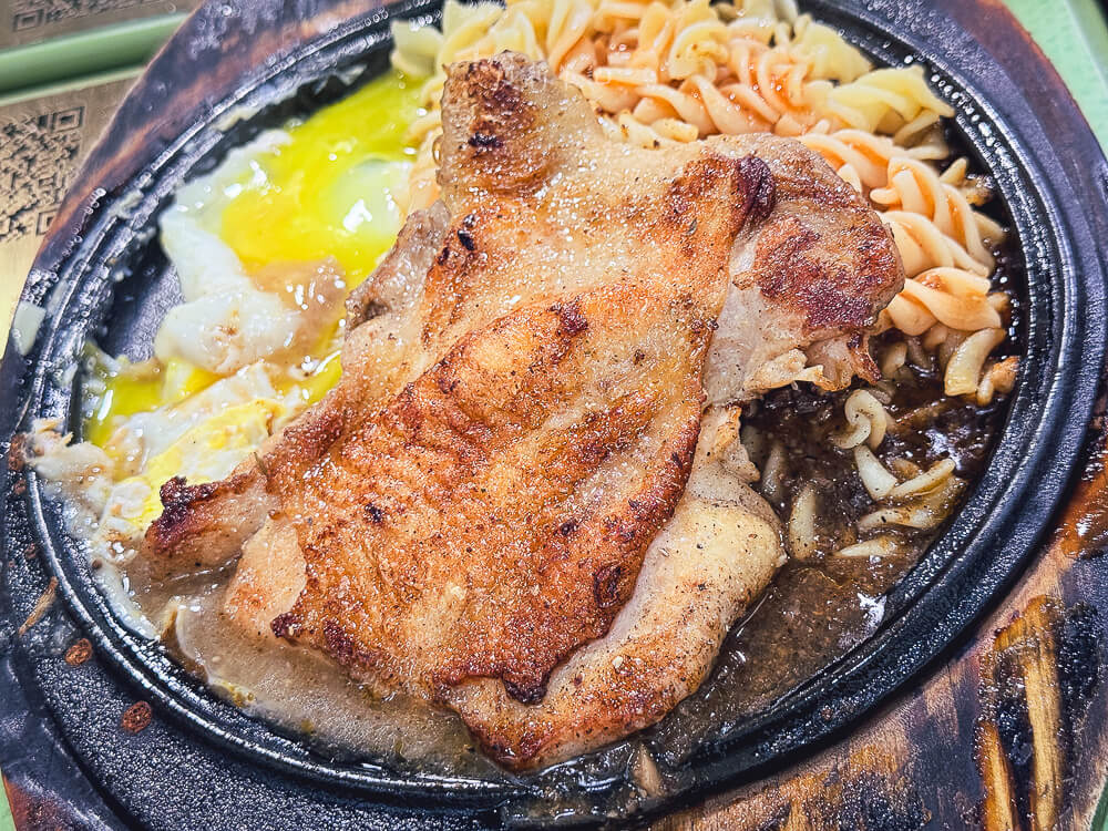 口吅品麻辣豆腐平價牛排板橋店,板橋美食,板橋牛排推薦,板橋麻辣豆腐,口吅品評價,板橋平價牛排 口吅品麻辣豆腐平價牛排板橋店,板橋美食,板橋牛排推薦,板橋麻辣豆腐,口吅品評價,板橋平價牛排