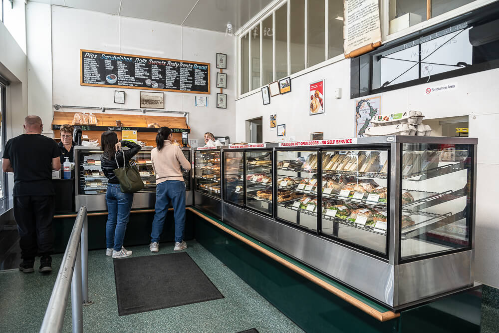Blanchfield's Bakery,Blanchfield's Bakery Greymouth,Greymouth麵包店,Greymouth美食推薦,紐西蘭麵包店推薦,Greymouth早餐,Greymouth早午餐,Blanchfield's Bakery評價,Greymouth咖啡店,紐西蘭甜點推薦,Greymouth外帶餐點,Greymouth人氣餐廳,紐西蘭必吃麵包店,Blanchfield's Bakery開箱,Blanchfield's Bakery菜單,格雷茅斯必吃 Blanchfield's Bakery,Blanchfield's Bakery Greymouth,Greymouth麵包店,Greymouth美食推薦,紐西蘭麵包店推薦,Greymouth早餐,Greymouth早午餐,Blanchfield's Bakery評價,Greymouth咖啡店,紐西蘭甜點推薦,Greymouth外帶餐點,Greymouth人氣餐廳,紐西蘭必吃麵包店,Blanchfield's Bakery開箱,Blanchfield's Bakery菜單,格雷茅斯必吃