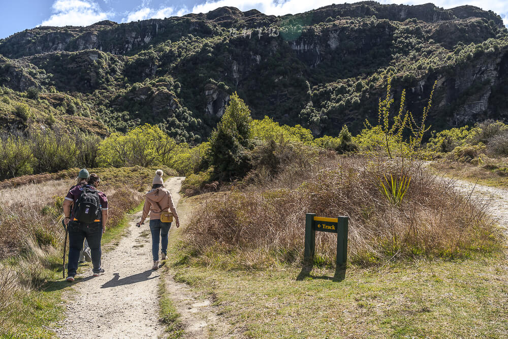 Diamond Lake Track,Diamond Lake and Rocky Mountain walks,Lake Wānaka Lookout Track,Diamond Lake walks,瓦納卡鑽石湖,鑽石湖步道,瓦納卡步道,瓦納卡健行 Diamond Lake Track,Diamond Lake and Rocky Mountain walks,Lake Wānaka Lookout Track,Diamond Lake walks,瓦納卡鑽石湖,鑽石湖步道,瓦納卡步道,瓦納卡健行