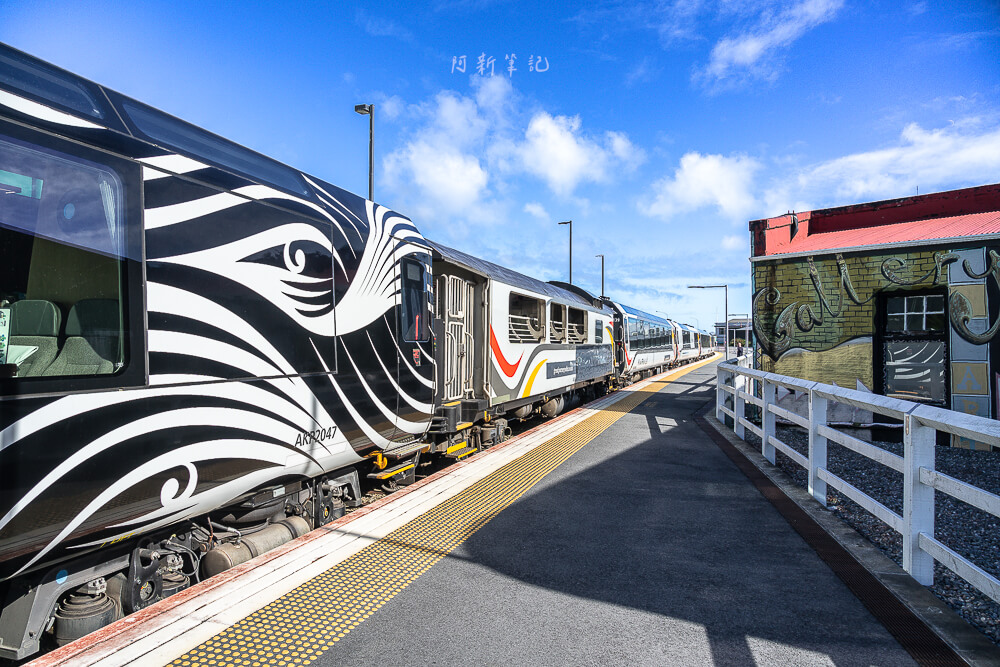 Greymouth Railway Station,格雷茅斯火車站,TranzAlpine終點站,紐西蘭景觀火車,紐西蘭火車站,Greymouth交通,TranzAlpine火車,南島火車旅行,Greymouth火車接駁,紐西蘭火車行程,Greymouth自駕中繼,Greymouth景點推薦,西岸交通樞紐,紐西蘭西岸自由行,Greymouth租車地點,Greymouth火車站停車,Greymouth火車站拍照,紐西蘭火車自由行,TranzAlpine旅遊攻略,紐西蘭火車轉自駕