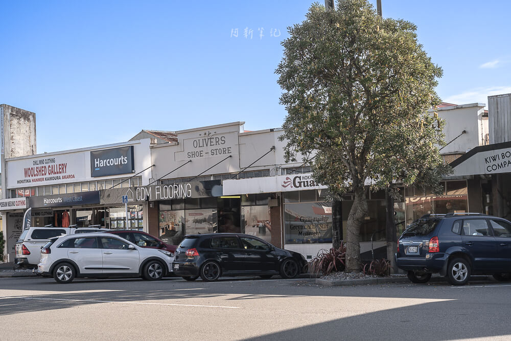 Hokitika,霍基蒂卡,Hokitika景點推薦,Hokitika自由行,紐西蘭霍基蒂卡,南島西岸景點,西岸自駕行程,紐西蘭西岸小鎮,霍基蒂卡拍照景點,Hokitika美食,Hokitika住宿推薦,Hokitika日落,Hokitika海灘,Hokitika藝術小鎮,Hokitika漂流木地標,Hokitika打卡景點,Hokitika Gorge,Hokitika Glow Worm Dell,紐西蘭自然景點推薦,霍基蒂卡旅遊資訊 Hokitika,霍基蒂卡,Hokitika景點推薦,Hokitika自由行,紐西蘭霍基蒂卡,南島西岸景點,西岸自駕行程,紐西蘭西岸小鎮,霍基蒂卡拍照景點,Hokitika美食,Hokitika住宿推薦,Hokitika日落,Hokitika海灘,Hokitika藝術小鎮,Hokitika漂流木地標,Hokitika打卡景點,Hokitika Gorge,Hokitika Glow Worm Dell,紐西蘭自然景點推薦,霍基蒂卡旅遊資訊