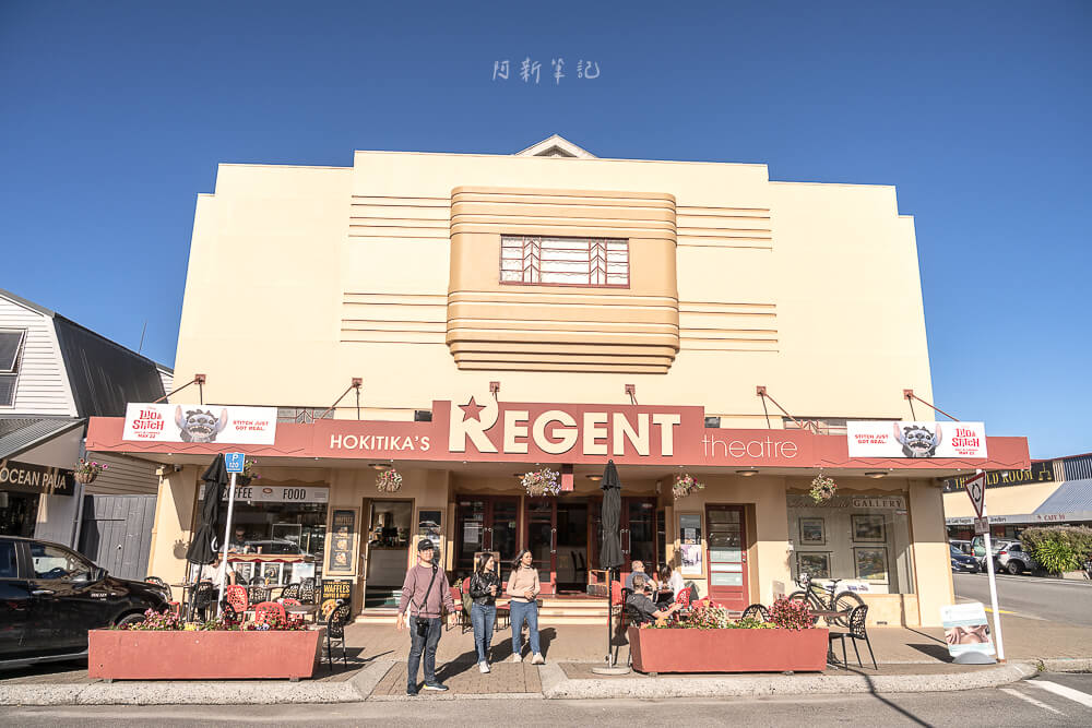 Hokitika,霍基蒂卡,Hokitika景點推薦,Hokitika自由行,紐西蘭霍基蒂卡,南島西岸景點,西岸自駕行程,紐西蘭西岸小鎮,霍基蒂卡拍照景點,Hokitika美食,Hokitika住宿推薦,Hokitika日落,Hokitika海灘,Hokitika藝術小鎮,Hokitika漂流木地標,Hokitika打卡景點,Hokitika Gorge,Hokitika Glow Worm Dell,紐西蘭自然景點推薦,霍基蒂卡旅遊資訊 Hokitika,霍基蒂卡,Hokitika景點推薦,Hokitika自由行,紐西蘭霍基蒂卡,南島西岸景點,西岸自駕行程,紐西蘭西岸小鎮,霍基蒂卡拍照景點,Hokitika美食,Hokitika住宿推薦,Hokitika日落,Hokitika海灘,Hokitika藝術小鎮,Hokitika漂流木地標,Hokitika打卡景點,Hokitika Gorge,Hokitika Glow Worm Dell,紐西蘭自然景點推薦,霍基蒂卡旅遊資訊