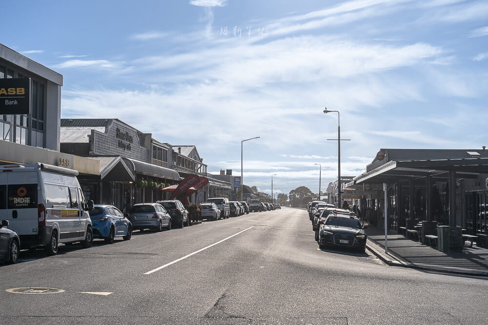 Hokitika,霍基蒂卡,Hokitika景點推薦,Hokitika自由行,紐西蘭霍基蒂卡,南島西岸景點,西岸自駕行程,紐西蘭西岸小鎮,霍基蒂卡拍照景點,Hokitika美食,Hokitika住宿推薦,Hokitika日落,Hokitika海灘,Hokitika藝術小鎮,Hokitika漂流木地標,Hokitika打卡景點,Hokitika Gorge,Hokitika Glow Worm Dell,紐西蘭自然景點推薦,霍基蒂卡旅遊資訊 Hokitika,霍基蒂卡,Hokitika景點推薦,Hokitika自由行,紐西蘭霍基蒂卡,南島西岸景點,西岸自駕行程,紐西蘭西岸小鎮,霍基蒂卡拍照景點,Hokitika美食,Hokitika住宿推薦,Hokitika日落,Hokitika海灘,Hokitika藝術小鎮,Hokitika漂流木地標,Hokitika打卡景點,Hokitika Gorge,Hokitika Glow Worm Dell,紐西蘭自然景點推薦,霍基蒂卡旅遊資訊