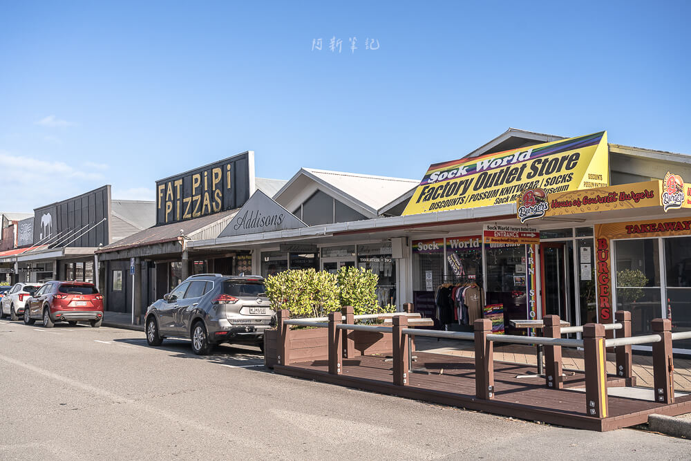 Hokitika,霍基蒂卡,Hokitika景點推薦,Hokitika自由行,紐西蘭霍基蒂卡,南島西岸景點,西岸自駕行程,紐西蘭西岸小鎮,霍基蒂卡拍照景點,Hokitika美食,Hokitika住宿推薦,Hokitika日落,Hokitika海灘,Hokitika藝術小鎮,Hokitika漂流木地標,Hokitika打卡景點,Hokitika Gorge,Hokitika Glow Worm Dell,紐西蘭自然景點推薦,霍基蒂卡旅遊資訊 Hokitika,霍基蒂卡,Hokitika景點推薦,Hokitika自由行,紐西蘭霍基蒂卡,南島西岸景點,西岸自駕行程,紐西蘭西岸小鎮,霍基蒂卡拍照景點,Hokitika美食,Hokitika住宿推薦,Hokitika日落,Hokitika海灘,Hokitika藝術小鎮,Hokitika漂流木地標,Hokitika打卡景點,Hokitika Gorge,Hokitika Glow Worm Dell,紐西蘭自然景點推薦,霍基蒂卡旅遊資訊