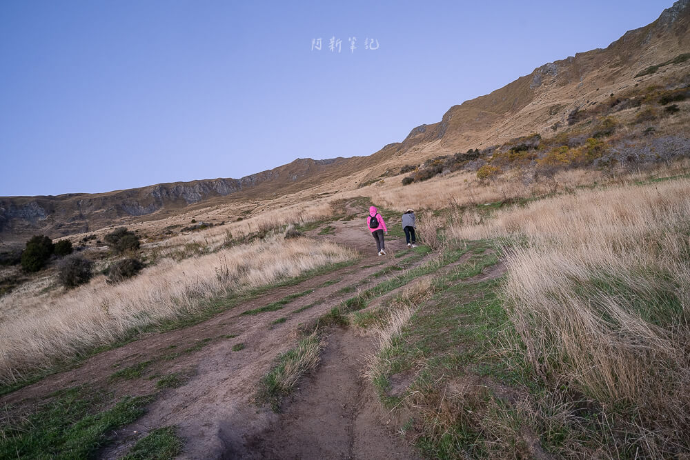 Roys Peak Track,羅伊峰步道,瓦納卡羅伊峰,紐西蘭羅伊峰,紐西蘭健行路線推薦,紐西蘭步道推薦,Roys Peak健行,Roys Peak拍照景點,南島健行景點,紐西蘭IG景點,紐西蘭必拍景點,瓦納卡景點推薦,Roys Peak日出,Roys Peak裝備,紐西蘭自由行景點,瓦納卡健行路線,紐西蘭風景步道,南島網美景點,紐西蘭登山步道,Roys Peak登山經驗 Roys Peak Track,羅伊峰步道,瓦納卡羅伊峰,紐西蘭羅伊峰,紐西蘭健行路線推薦,紐西蘭步道推薦,Roys Peak健行,Roys Peak拍照景點,南島健行景點,紐西蘭IG景點,紐西蘭必拍景點,瓦納卡景點推薦,Roys Peak日出,Roys Peak裝備,紐西蘭自由行景點,瓦納卡健行路線,紐西蘭風景步道,南島網美景點,紐西蘭登山步道,Roys Peak登山經驗