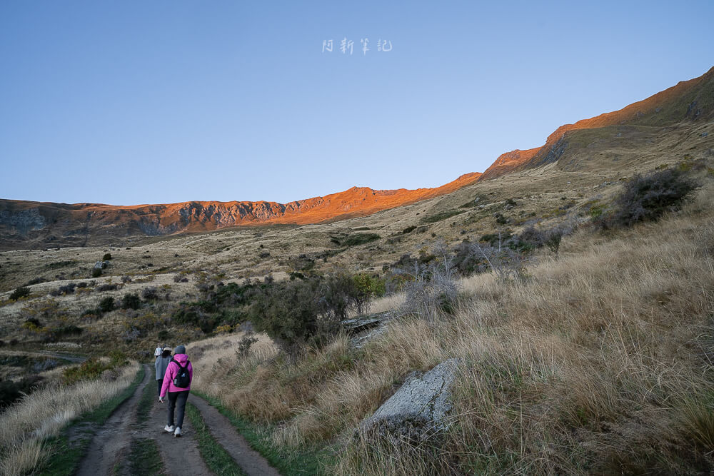 Roys Peak Track,羅伊峰步道,瓦納卡羅伊峰,紐西蘭羅伊峰,紐西蘭健行路線推薦,紐西蘭步道推薦,Roys Peak健行,Roys Peak拍照景點,南島健行景點,紐西蘭IG景點,紐西蘭必拍景點,瓦納卡景點推薦,Roys Peak日出,Roys Peak裝備,紐西蘭自由行景點,瓦納卡健行路線,紐西蘭風景步道,南島網美景點,紐西蘭登山步道,Roys Peak登山經驗 Roys Peak Track,羅伊峰步道,瓦納卡羅伊峰,紐西蘭羅伊峰,紐西蘭健行路線推薦,紐西蘭步道推薦,Roys Peak健行,Roys Peak拍照景點,南島健行景點,紐西蘭IG景點,紐西蘭必拍景點,瓦納卡景點推薦,Roys Peak日出,Roys Peak裝備,紐西蘭自由行景點,瓦納卡健行路線,紐西蘭風景步道,南島網美景點,紐西蘭登山步道,Roys Peak登山經驗