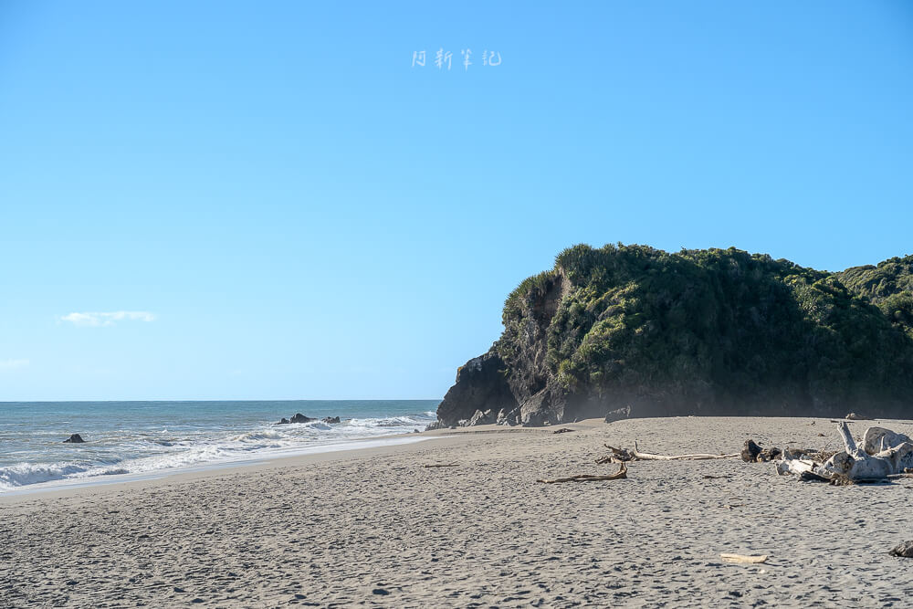 船溪,Ship Creek,紐西蘭Ship Creek,南島西岸景點,紐西蘭自然景點推薦,紐西蘭濕地步道,Ship Creek Walk,Ship Creek Lookout,Ship Creek海灘,紐西蘭沿海自駕,南島自駕行程,西岸秘境景點,紐西蘭拍照景點,紐西蘭自由行景點推薦,Ship Creek觀鳥,紐西蘭野鳥觀察,Ship Creek停車場,Haast沿途景點,紐西蘭短步道推薦,紐西蘭自然風光,紐西蘭森林步道