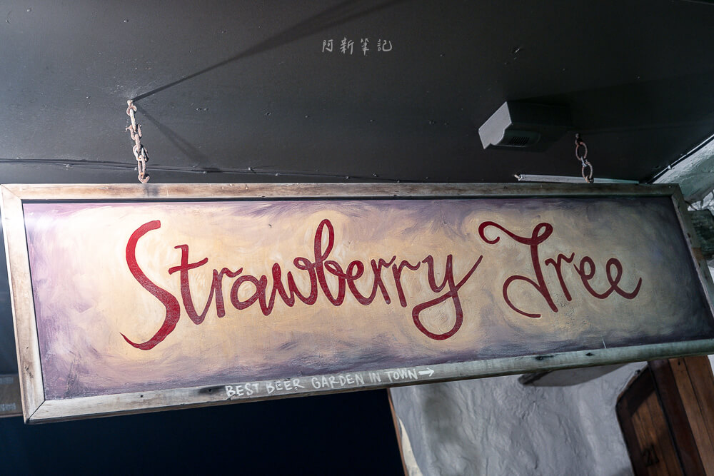 Strawberry Tree Kaikoura,Strawberry Tree,凱庫拉餐廳,Kaikoura美食,凱庫拉晚餐推薦,紐西蘭海鮮餐廳,紐西蘭酒吧推薦,凱庫拉酒吧,Kaikoura餐廳推薦,紐西蘭餐廳推薦,紐西蘭在地酒吧,凱庫拉吃什麼,紐西蘭自助旅行美食,紐西蘭自由行餐廳,Kaikoura晚餐,Kaikoura美食推薦,紐西蘭啤酒,紐西蘭愛爾蘭酒吧,紐西蘭現場音樂餐廳,紐西蘭旅遊美食推薦