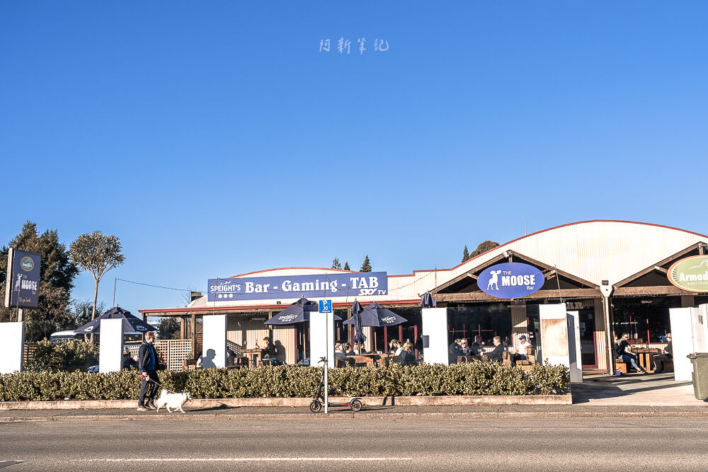 紐西蘭 蒂阿瑙 The Moose Bar酒吧餐廳