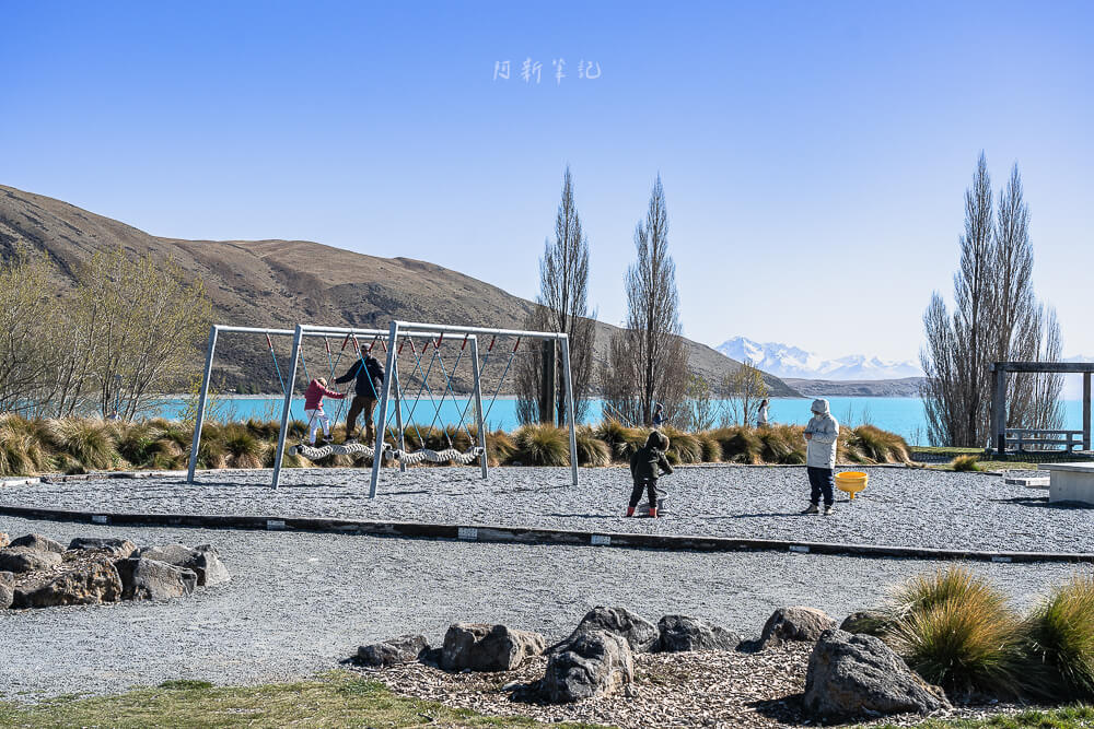 蒂卡波,蒂卡波湖,Lake Tekapo,蒂卡波景點 紐西蘭 蒂卡波 湖邊鞦韆與白楊樹