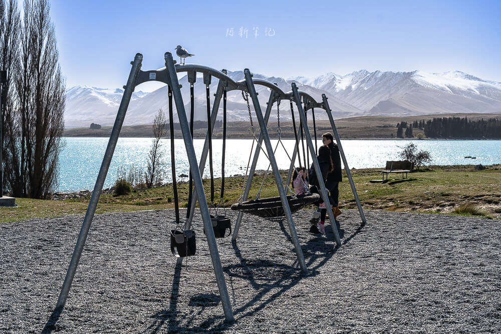 蒂卡波,蒂卡波湖,Lake Tekapo,蒂卡波景點 紐西蘭 蒂卡波 湖邊鞦韆
