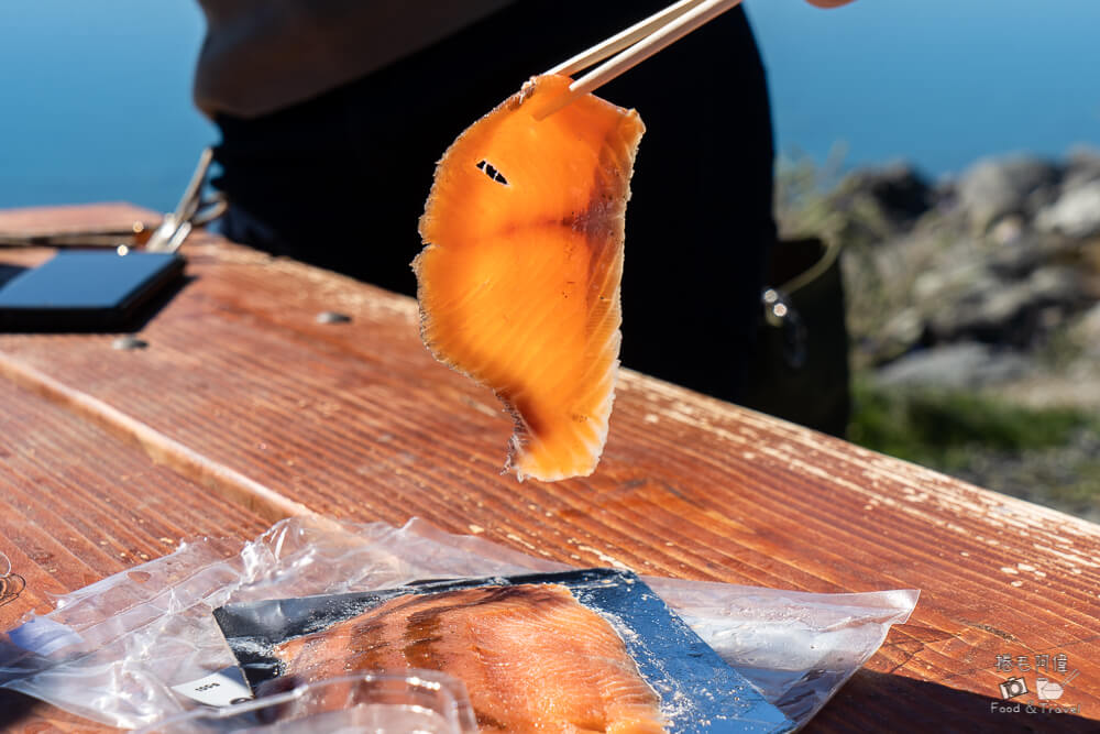 Mt Cook Alpine Salmon Shop,庫克山必吃,庫克山鮭魚,普卡基湖停車景點,普卡基湖生魚片,普卡基湖美食,普卡基湖鮭魚,紐西蘭南島美食,紐西蘭自由行美食,紐西蘭鮭魚生魚片 @捲毛阿偉 Mt Cook Alpine Salmon Shop,普卡基湖鮭魚,普卡基湖生魚片,紐西蘭鮭魚生魚片,普卡基湖美食,庫克山鮭魚,紐西蘭南島美食,普卡基湖停車景點,紐西蘭自由行美食,庫克山必吃