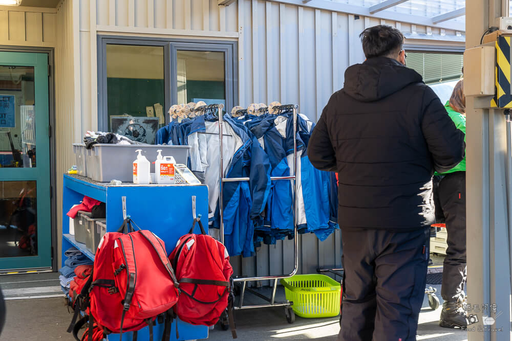 Tasman Glacier,冰川健行推薦,冰川體驗,南島必玩,南島旅遊,塔斯曼冰川健行,庫克山冰川健行,法蘭茲約瑟夫冰川,直升機冰川健行,福克斯冰川健行,紐西蘭健行路線,紐西蘭冰川健行,紐西蘭戶外活動,紐西蘭探險,紐西蘭旅遊景點,紐西蘭極限運動,紐西蘭自然景觀,紐西蘭自由行 @捲毛阿偉 紐西蘭冰川健行,冰川體驗,紐西蘭自由行,紐西蘭戶外活動,庫克山冰川健行,塔斯曼冰川健行,Tasman Glacier,福克斯冰川健行,Fox Glacier,法蘭茲約瑟夫冰川,Franz Josef Glacier,南島必玩,紐西蘭探險,冰川健行推薦,直升機冰川健行,紐西蘭極限運動,紐西蘭自然景觀,南島旅遊,紐西蘭健行路線,紐西蘭旅遊景點