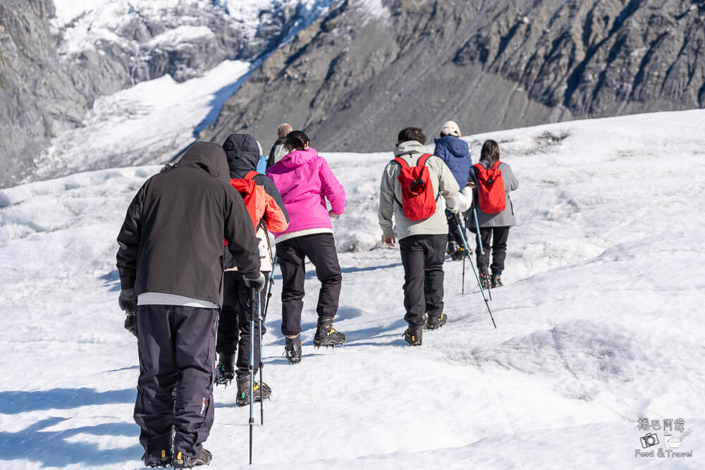 Tasman Glacier,冰川健行推薦,冰川體驗,南島必玩,南島旅遊,塔斯曼冰川健行,庫克山冰川健行,法蘭茲約瑟夫冰川,直升機冰川健行,福克斯冰川健行,紐西蘭健行路線,紐西蘭冰川健行,紐西蘭戶外活動,紐西蘭探險,紐西蘭旅遊景點,紐西蘭極限運動,紐西蘭自然景觀,紐西蘭自由行 @捲毛阿偉 紐西蘭冰川健行,冰川體驗,紐西蘭自由行,紐西蘭戶外活動,庫克山冰川健行,塔斯曼冰川健行,Tasman Glacier,福克斯冰川健行,Fox Glacier,法蘭茲約瑟夫冰川,Franz Josef Glacier,南島必玩,紐西蘭探險,冰川健行推薦,直升機冰川健行,紐西蘭極限運動,紐西蘭自然景觀,南島旅遊,紐西蘭健行路線,紐西蘭旅遊景點