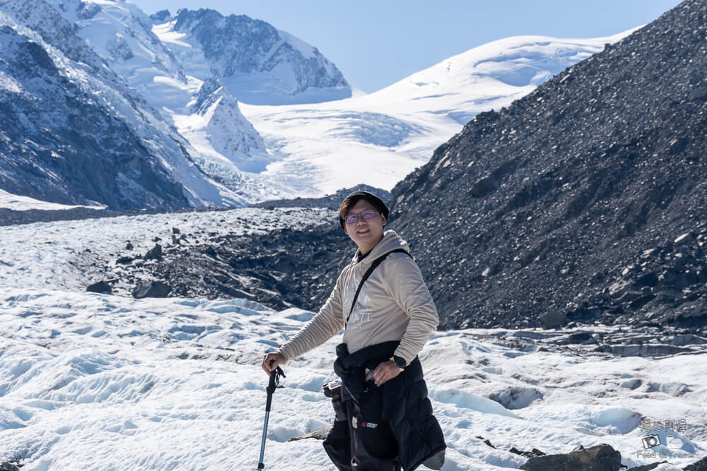 Tasman Glacier,冰川健行推薦,冰川體驗,南島必玩,南島旅遊,塔斯曼冰川健行,庫克山冰川健行,法蘭茲約瑟夫冰川,直升機冰川健行,福克斯冰川健行,紐西蘭健行路線,紐西蘭冰川健行,紐西蘭戶外活動,紐西蘭探險,紐西蘭旅遊景點,紐西蘭極限運動,紐西蘭自然景觀,紐西蘭自由行 @捲毛阿偉 紐西蘭冰川健行,冰川體驗,紐西蘭自由行,紐西蘭戶外活動,庫克山冰川健行,塔斯曼冰川健行,Tasman Glacier,福克斯冰川健行,Fox Glacier,法蘭茲約瑟夫冰川,Franz Josef Glacier,南島必玩,紐西蘭探險,冰川健行推薦,直升機冰川健行,紐西蘭極限運動,紐西蘭自然景觀,南島旅遊,紐西蘭健行路線,紐西蘭旅遊景點