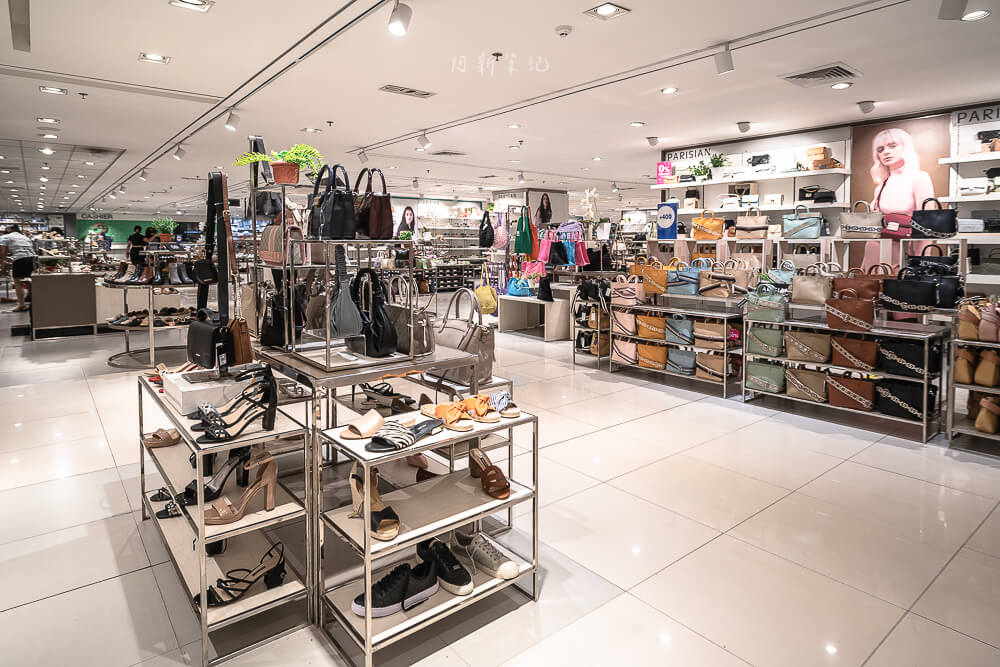 SM City Cebu,sm city cebu 必買,sm city cebu 換錢,宿霧購物,宿霧百貨,宿霧自由行 SM City Cebu SM Store 女包配件區