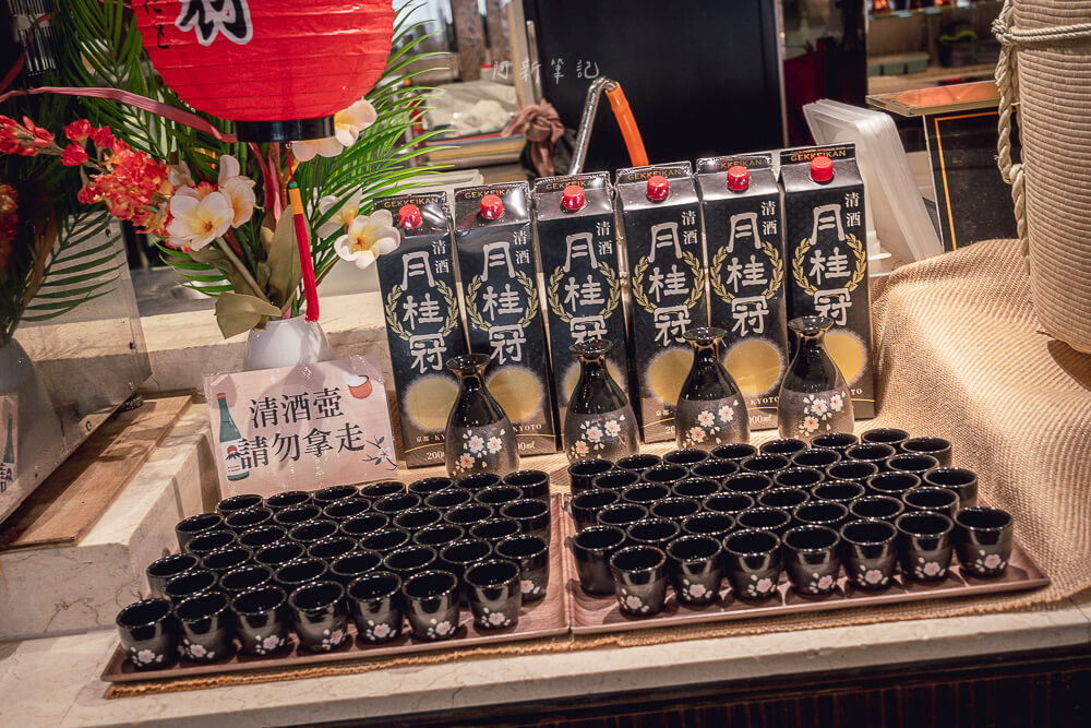 潮港城,潮港城線上訂位,潮港城太陽百匯,潮港城太陽百匯菜單,潮港城太陽百匯優惠,太陽百匯停車,台中吃到飽餐廳,台中吃到飽