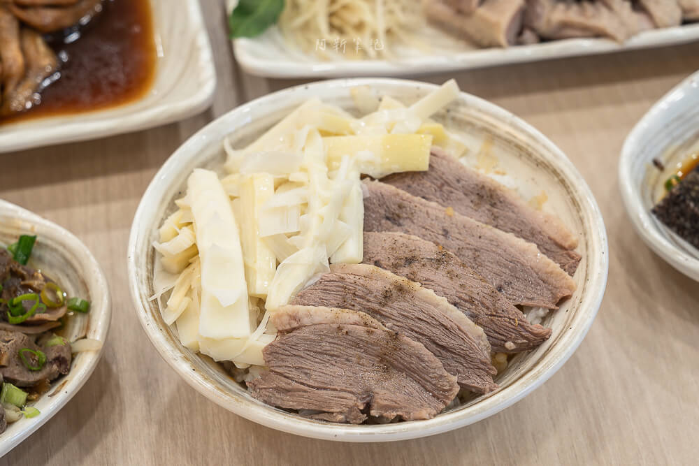 偶鵝嚐嚐豐原店,豐原美食,豐原小吃,鵝肉專賣店,偶鵝嚐嚐菜單,偶鵝嚐嚐價格 偶鵝嚐嚐豐原店,豐原美食,豐原小吃,鵝肉專賣店,偶鵝嚐嚐菜單,偶鵝嚐嚐價格