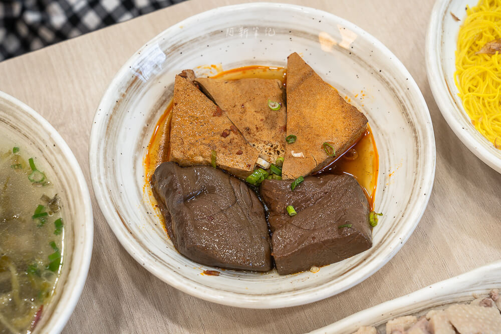 偶鵝嚐嚐豐原店,豐原美食,豐原小吃,鵝肉專賣店,偶鵝嚐嚐菜單,偶鵝嚐嚐價格 偶鵝嚐嚐豐原店,豐原美食,豐原小吃,鵝肉專賣店,偶鵝嚐嚐菜單,偶鵝嚐嚐價格