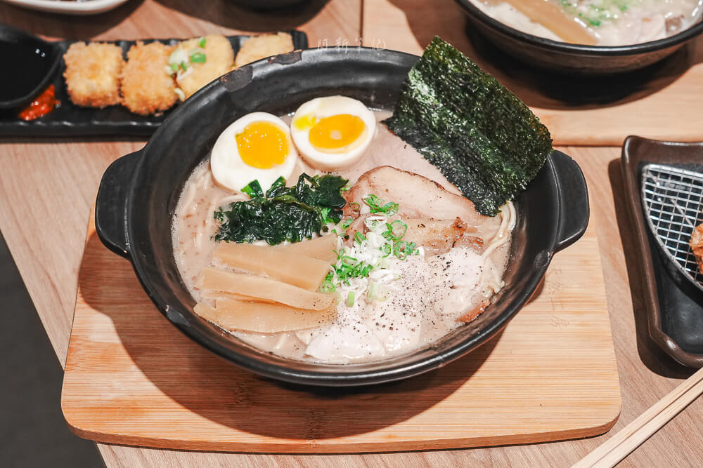信川屋,信川屋拉麵,台中拉麵推薦,台中美食推薦,日式拉麵,勤美美食推薦,拉麵必吃 台中 信川屋 紅燒滷味小菜
