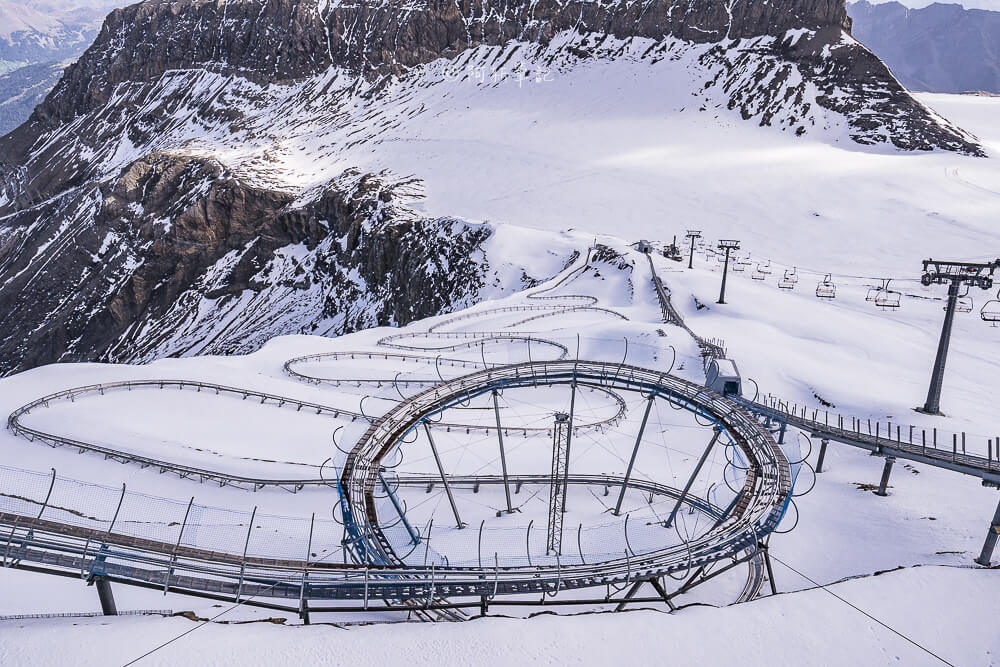 Glacier 3000 Alpine Coaster 螺旋迴圈軌道