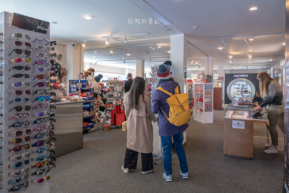 Glacier 3000 山頂紀念品店