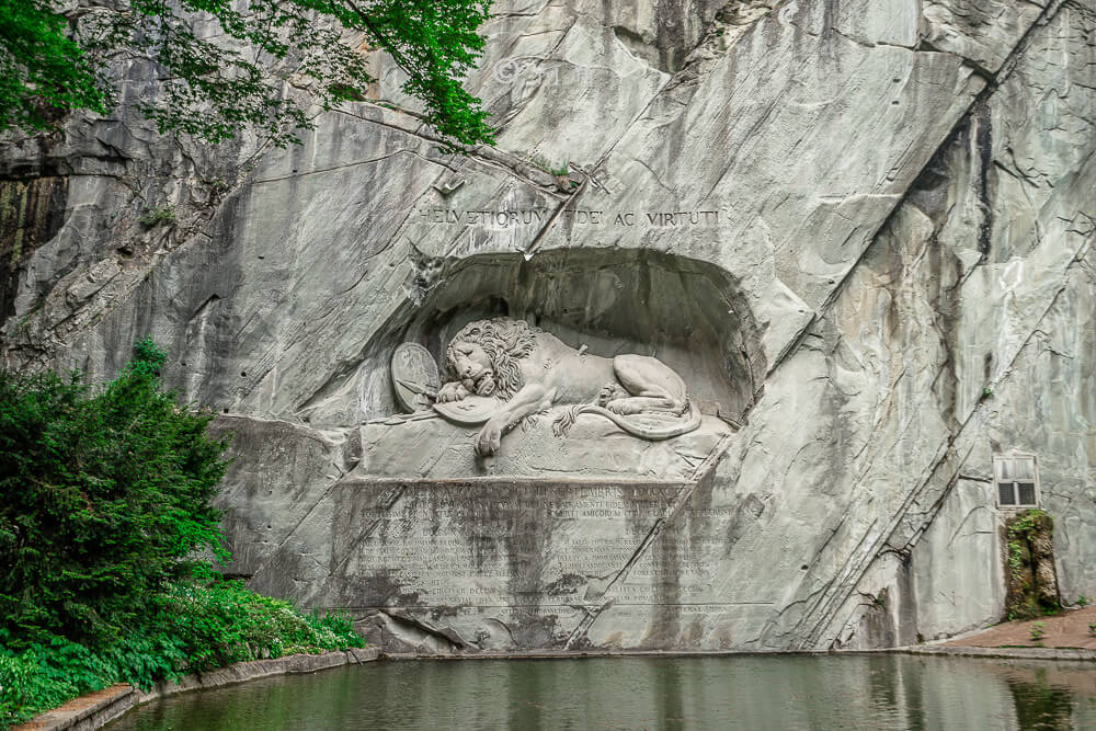 獅子紀念碑,琉森獅子紀念碑,瑞士獅子紀念碑