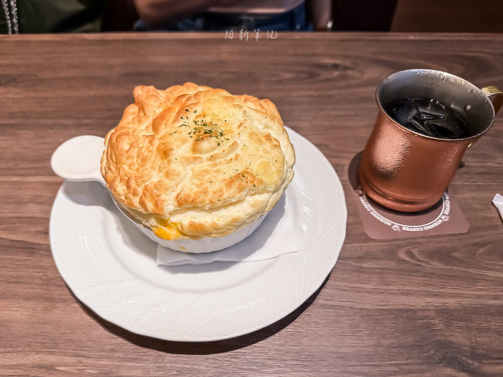 星乃珈琲店,星乃咖啡,台北咖啡廳,台北美食,Hoshino Coffee,星乃珈琲店菜單,星乃珈琲店價格,星乃珈琲 台北 星乃珈琲店 舒芙蕾雞肉焗烤飯上桌