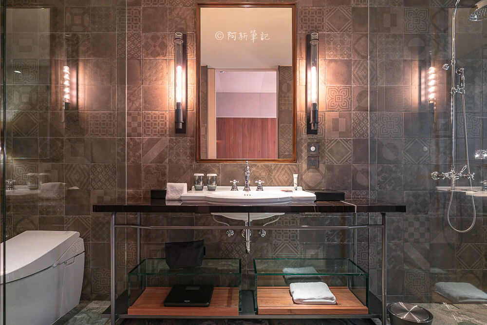 賦樂旅居,賦樂旅居評價,HOTEL PROVERBS TAIPEI,台北東區飯店,忠孝復興住宿,台北設計旅店 賦樂旅居 浴室洗手台