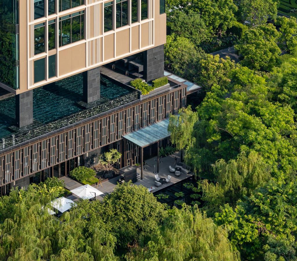 曼谷金普頓玫蘭酒店 Kimpton Maa-Lai 花園泳池