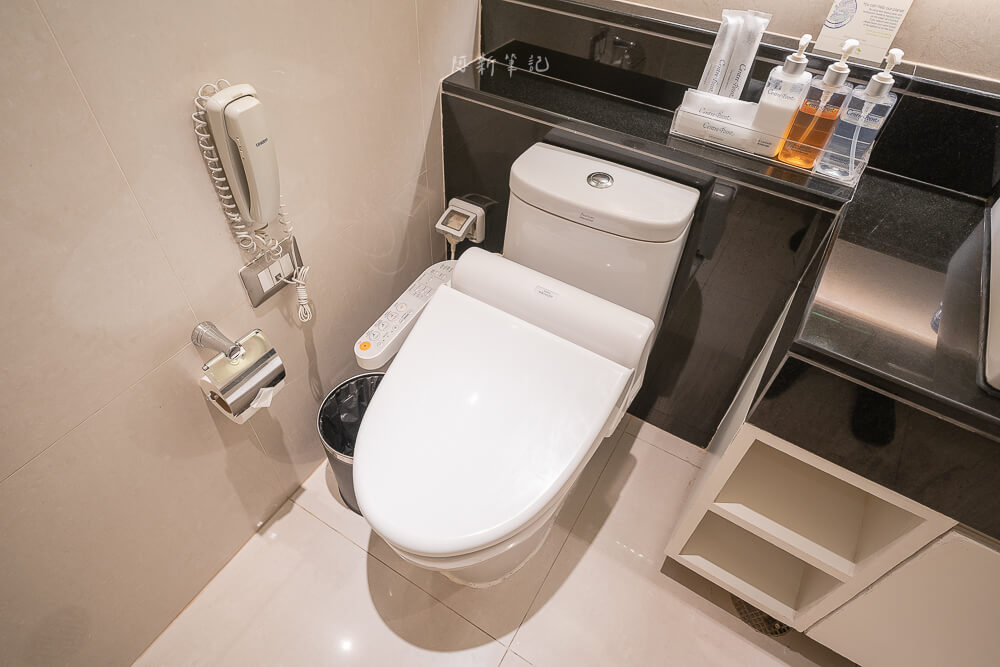 曼谷奇德倫中心酒店,Centre Point Hotel Chidlom,Centre Point Chidlom,曼谷飯店推薦,Chit Lom 住宿,BTS Chit Lom 附近飯店,四面佛附近飯店,市中心親子飯店,曼谷公寓式酒店,房型介紹,自助早餐,游泳池與健身房,桑拿三溫暖,交通與價格評價