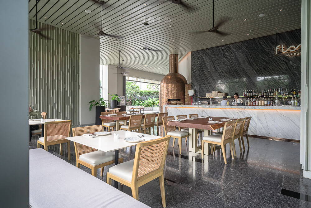 Chatrium Grand Bangkok,曼谷察殿大酒店,豪華酒店,五星級飯店,Siam站,市中心,房型介紹,早餐自助餐,游泳池,健身房,行政酒廊,親子友善,交通位置,入住退房時間,評價