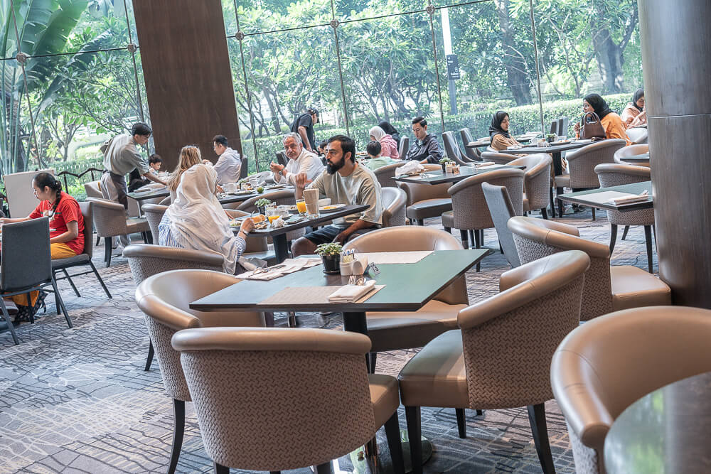 Chatrium Grand Bangkok,曼谷察殿大酒店,豪華酒店,五星級飯店,Siam站,市中心,房型介紹,早餐自助餐,游泳池,健身房,行政酒廊,親子友善,交通位置,入住退房時間,評價