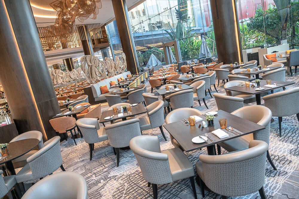 Chatrium Grand Bangkok,曼谷察殿大酒店,豪華酒店,五星級飯店,Siam站,市中心,房型介紹,早餐自助餐,游泳池,健身房,行政酒廊,親子友善,交通位置,入住退房時間,評價