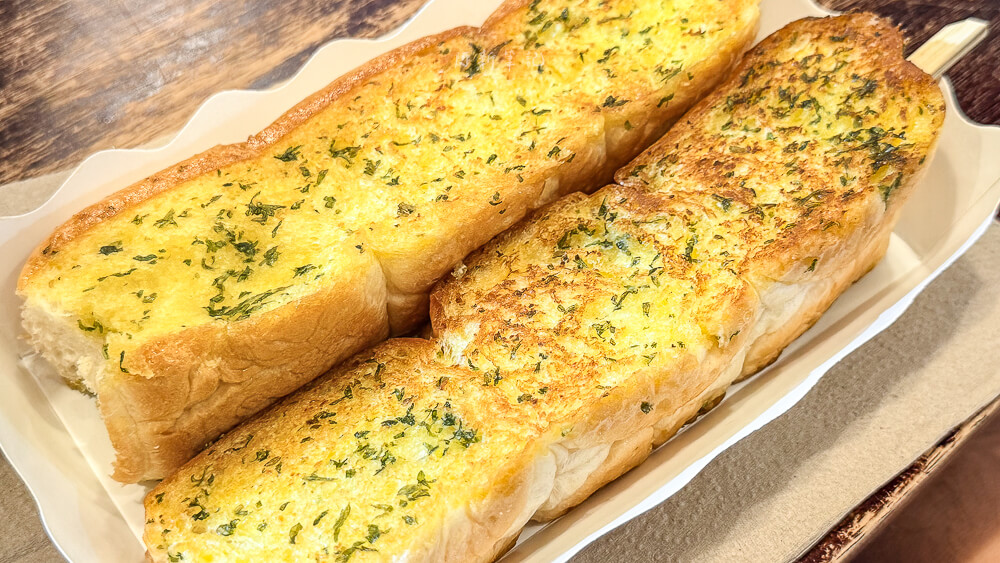 chatuchak toast with the butter,恰圖恰吐司,曼谷烤吐司,恰圖恰美食,Chatuchak甜點,泰國美食