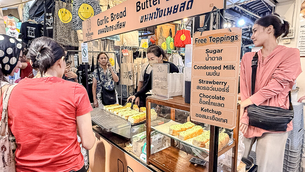 chatuchak toast with the butter,恰圖恰吐司,曼谷烤吐司,恰圖恰美食,Chatuchak甜點,泰國美食