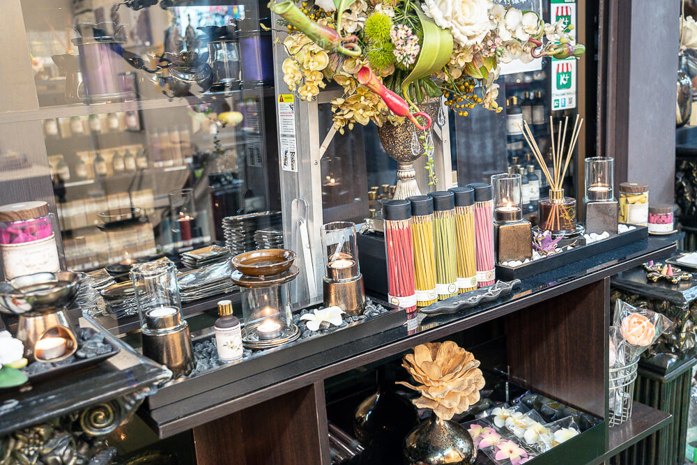 dharamantra,dharamantra 精油,dharamantra 香氛,dharamantra 評價,dharamantra 菜單,曼谷精油店,dharamantra 伴手禮,曼谷 香氛品牌