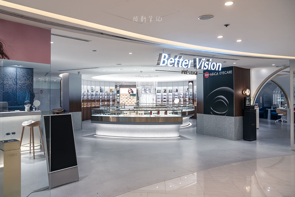 Erawan Bangkok,曼谷 Erawan Bangkok 購物,四面佛商場,Erawan Boutique Mall,百貨公司,精品名店,咖啡廳餐廳,BTS Chit Lom 交通,空橋連通,營業時間,地址,停車資訊,VAT 退稅,評價心得,附近景點四面佛