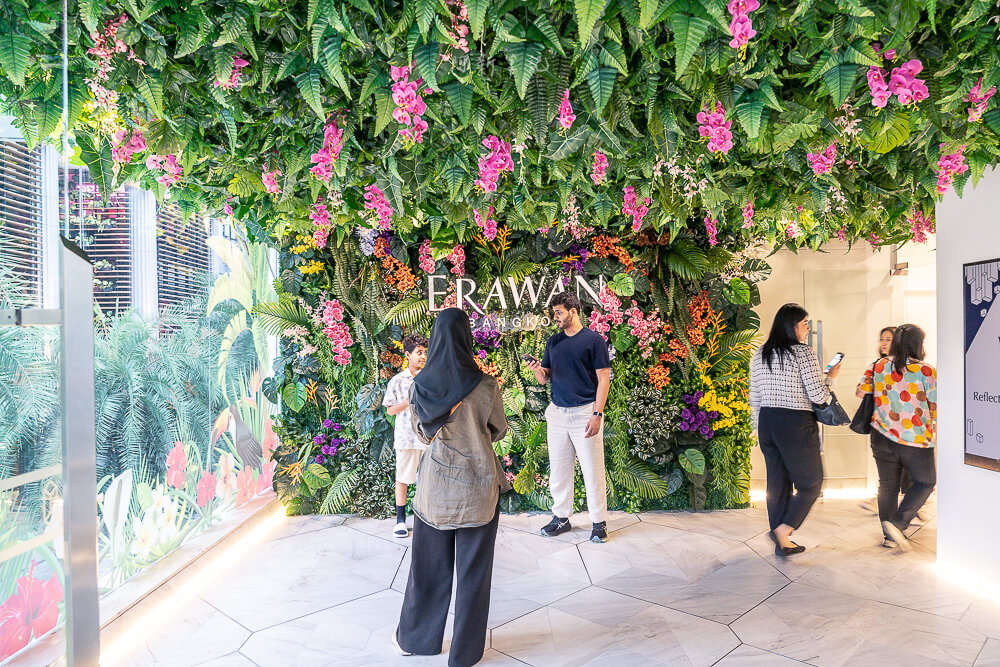 Erawan Bangkok,曼谷 Erawan Bangkok 購物,四面佛商場,Erawan Boutique Mall,百貨公司,精品名店,咖啡廳餐廳,BTS Chit Lom 交通,空橋連通,營業時間,地址,停車資訊,VAT 退稅,評價心得,附近景點四面佛