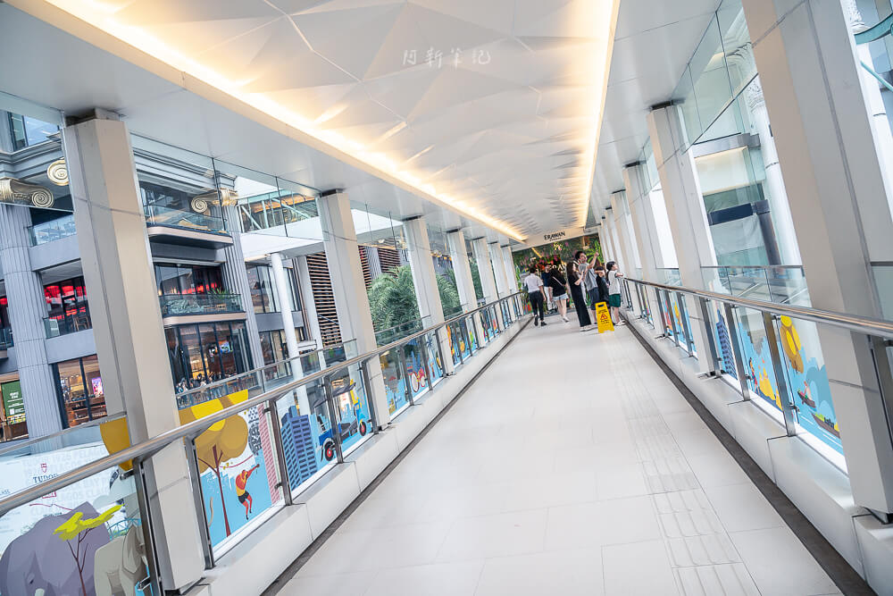 Erawan Bangkok,曼谷 Erawan Bangkok 購物,四面佛商場,Erawan Boutique Mall,百貨公司,精品名店,咖啡廳餐廳,BTS Chit Lom 交通,空橋連通,營業時間,地址,停車資訊,VAT 退稅,評價心得,附近景點四面佛